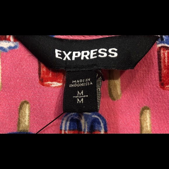 NWT Express Cut Off Sleeve Top - Picture 2 of 5